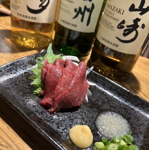 赤身馬刺し