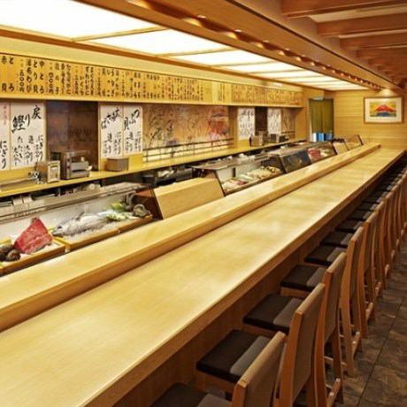 <p>Craftsmen cook fresh fish right in front of you ★ Enjoy a luxurious dish to your heart&#39;s content !! Perfect for an adult date at the counter ♪</p>