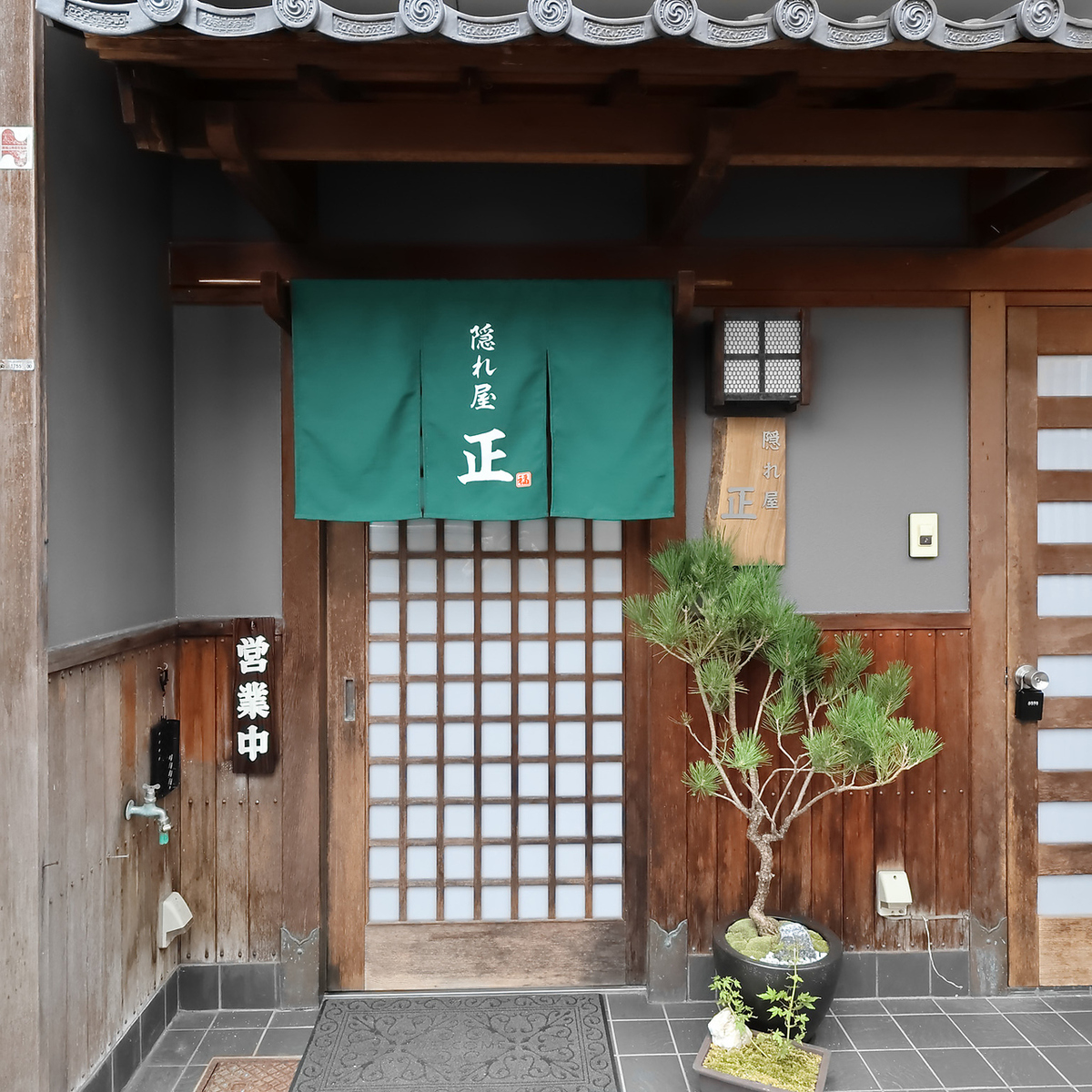 ベビーカーOK！お子様用食器や椅子もございます！離乳食温めも可