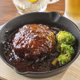 煮込みハンバーグ