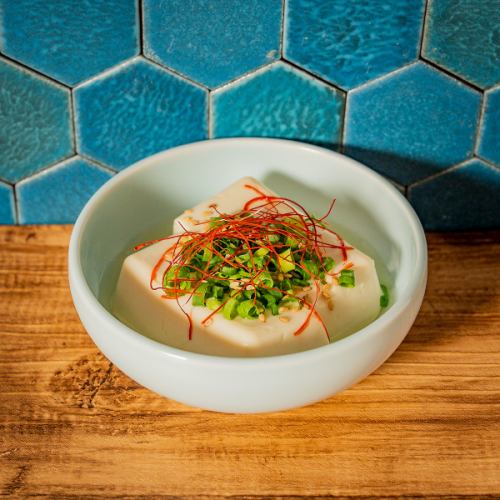 只是一份冷豆腐