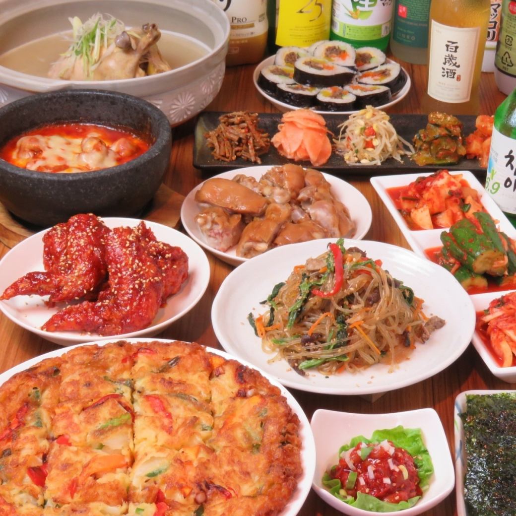 想吃韓國料理，請到我們的餐廳♪我們有40種套餐！從標準菜單到不同尋常的菜單♪