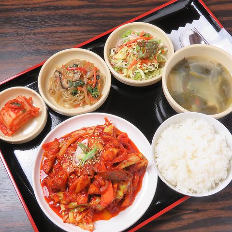 Enjoy authentic Korean food! A must-see shop for those who like spicy food