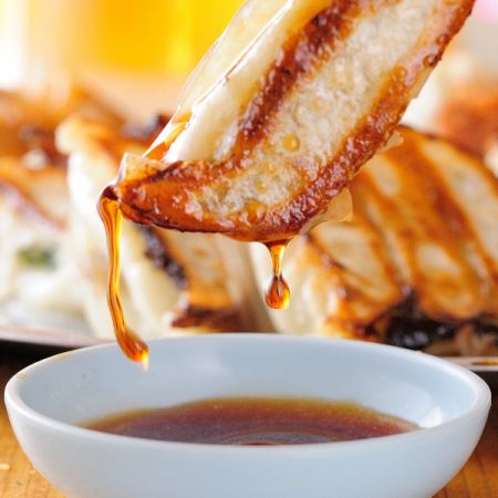 名物焼き餃子　5個入り 