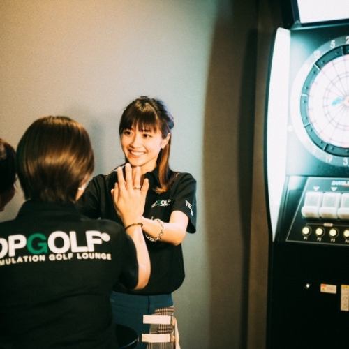 【みんなで楽しめるダーツも完備しています♪友達同士で投げ合っても楽しい】