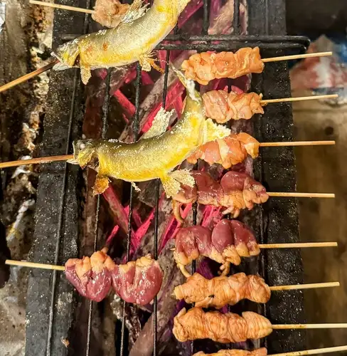 【鳥好といったらコレ！】串もの各種/120円（税抜）（税込132円）～