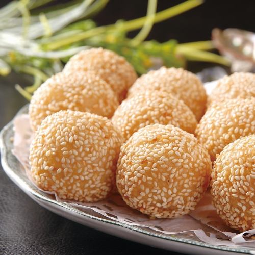 Sesame dumplings (2)
