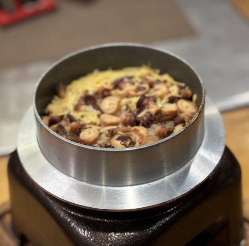 出来たてホヤホヤの釜飯