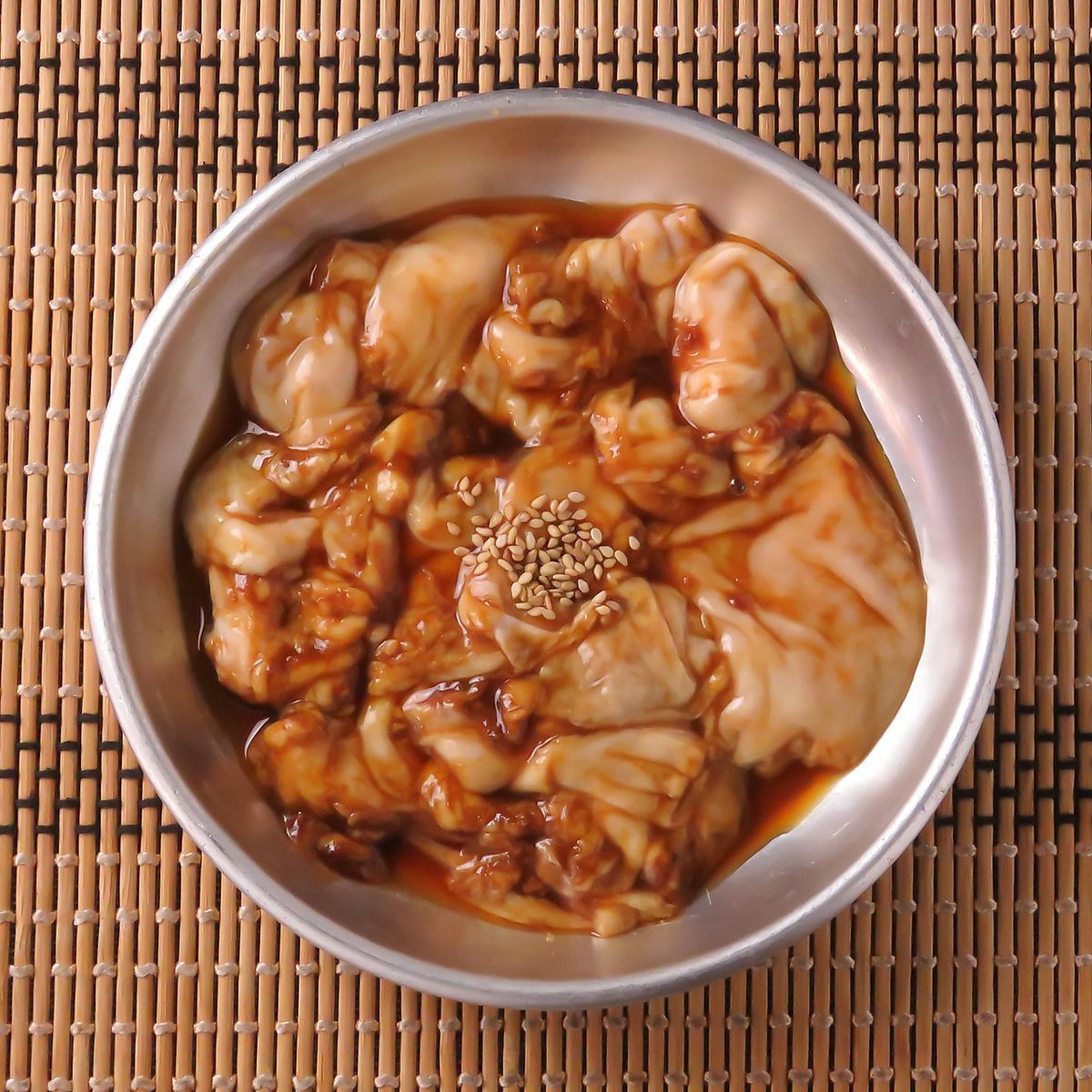 当店自慢の無料付き出しは名古屋で愛され続けるみそとんちゃん！