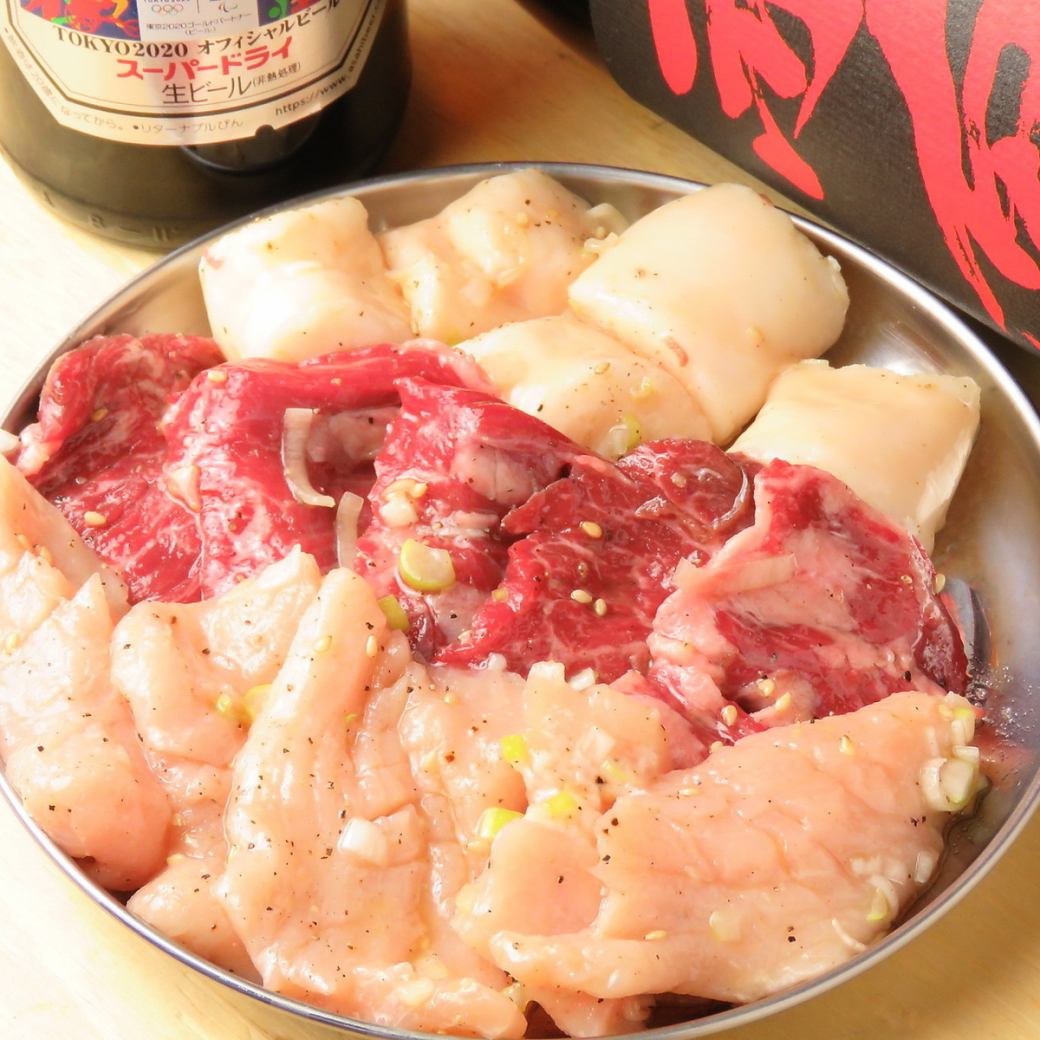 Enjoy high quality meat and a variety of hormones with outstanding freshness! Please use at various banquets ♪