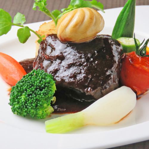 Wagyu beef cheek meat boiled in red wine!