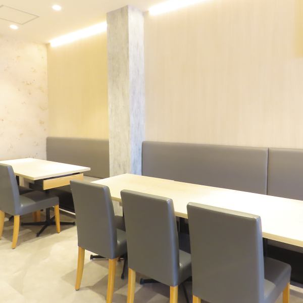 広々とした店内は、団体様でのご利用にも最適です。歓送迎会や二次会など、大人数でのパーティーも安心してお任せください!また、スカイツリーや亀戸天神といった有名観光スポットからもほど近く、観光帰りのランチやディナーにも便利◎清潔感のある綺麗な店内で、大切な仲間との思い出に残るひとときをお過ごしください。