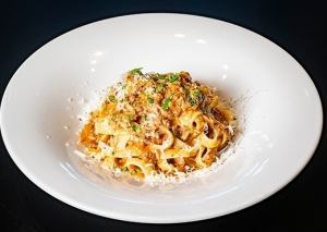 スパイスの効いたボロネーゼ タリアッテーレ