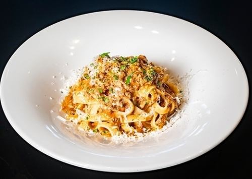 スパイスの効いたボロネーゼ タリアッテーレ