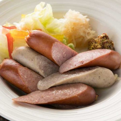 【貸切/2H飲放付】ウイスキー20種以上にカクテルも！こだわりBARフード＜4500円(税込)コース＞ 