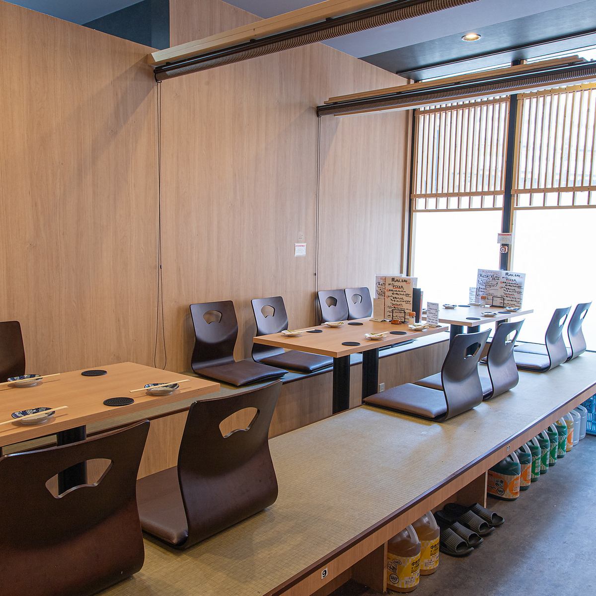 掘りごたつもご用意◎くつろぎながら料理やお酒が楽しめます♪