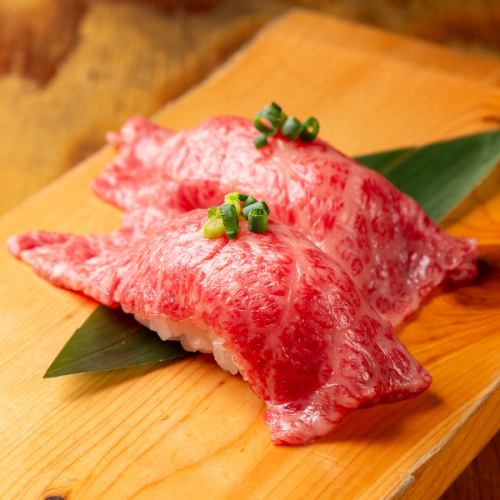 Nikumon著名的高级肉寿司★