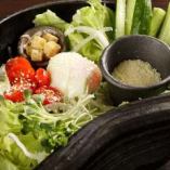 Chicken sesame tofu salad / Caesar salad