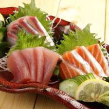 [2.5 hours all-you-can-drink included] Sashimi and seafood chiritori hotpot course 5,500 yen (tax included)