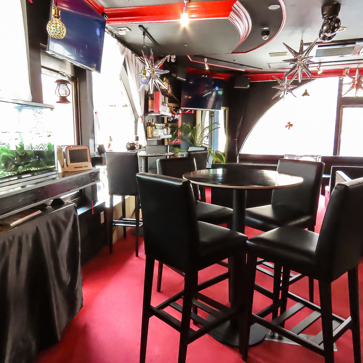 ボリューム満点ランチをご用意。贅沢気分の昼飲み利用も大歓迎♪