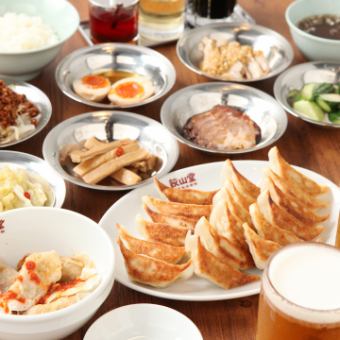 2 hours all-you-can-drink included ◆ 20-item all-you-can-eat luxury course + standard all-you-can-drink ◆ 3,929 yen