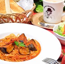 Pasta lunch set (with bread, mini salad and drink)