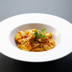Shrimp and cheese tomato cream pasta