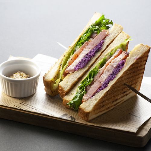 BLT