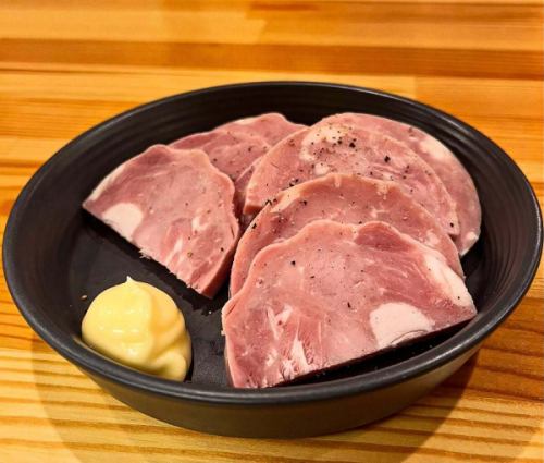 Meiho Ham

#Akeho
#Meiho Ham
#Donbiki
#Kamimaezu
#OsuDaytimeDrinking
#Osu Gourmet
#Nagoya gourmet
#Gujo
#meat
#hormone
#Keichan
#Beef offal
#OsuLunch
#drinking alone