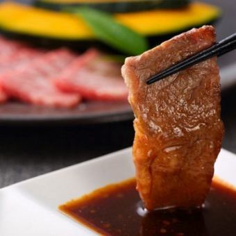 【2.炭火焼肉忠吉の満足コース】1人前5000円(税込)