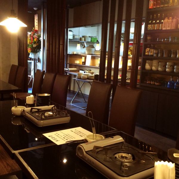 Nakijin Village's popular restaurant "Agu Cuisine Nagadoya" has opened a villa on Kokusai-dori! We are particular about the interior and calm atmosphere of the restaurant so that you can enjoy the high quality Nakijin Agu. Of course, we have a variety of customers from the local area to sightseeing.