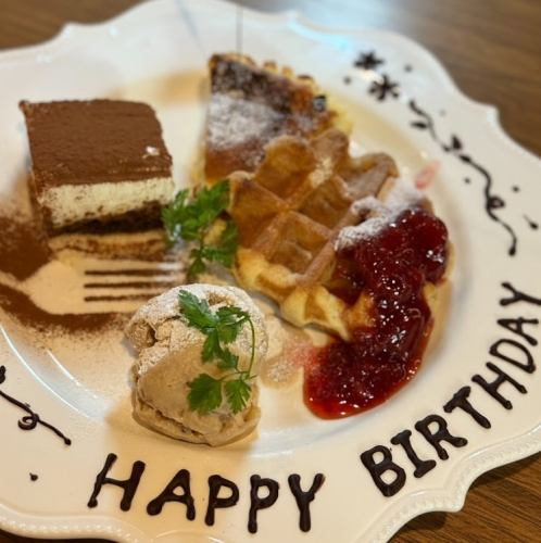 【애니버서리 코스】디저트 플레이트&건배 글라스 드링크 1잔 첨부 전 7품⇒5500엔(부가세 포함)