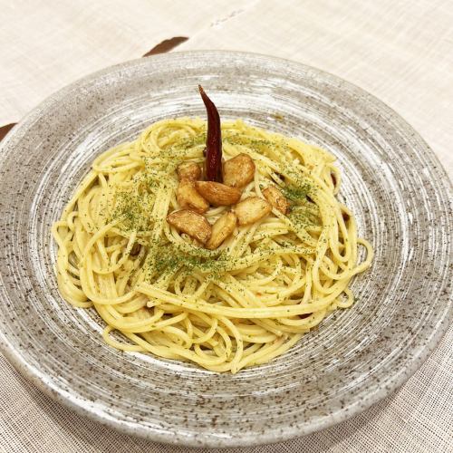 ゴロゴロにんにくのペペロンチーノ