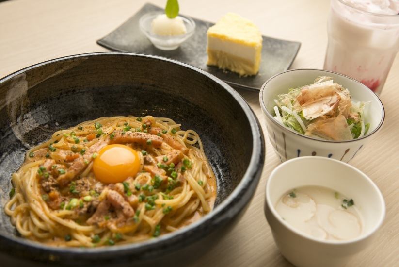 Stylish shop and pasta using various ingredients ★ Together with popular cheesecake ♪