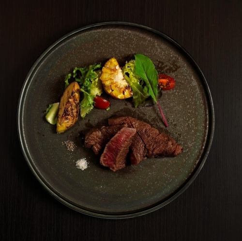 Charcoal grilled Wagyu beef shoulder loin