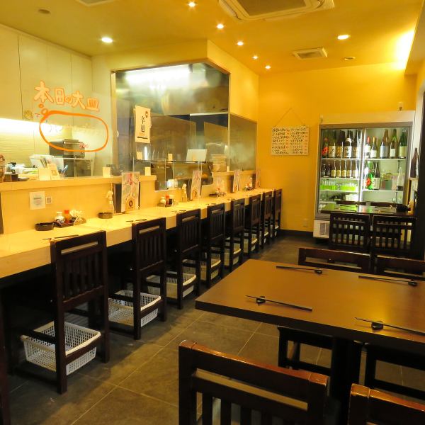 [Counter seats that are very popular with regulars ★] There are a total of 9 counter seats that are very popular with regulars! The counter seats where you can enjoy talking with staff and regulars are sure to be a fun time to get drunk with alcohol and space. One person is also welcome ◎