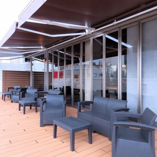 風が心地よい！テラス席♪