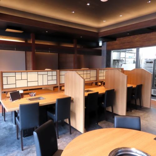 テーブル席の結合も可能◎