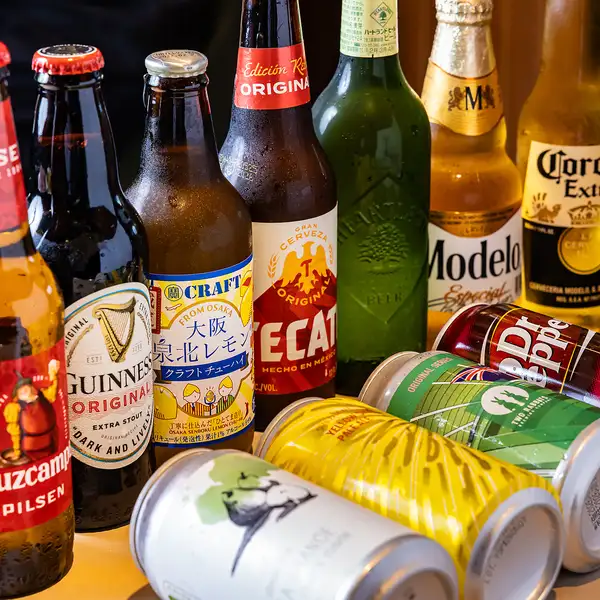 全国から厳選したクラフトビール、個性豊かな味わいを取り揃え多彩に