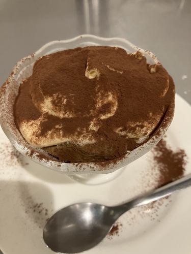 Fluffy cream tiramisu