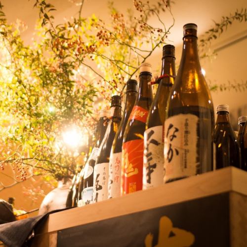 A rich lineup ranging from classics to fine sake from each prefecture.