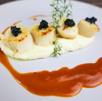 Scallop and caviar poirée fogato