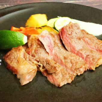 《Yorukaze Special Course》 8 luxurious dishes with premium rib roast of Japanese black beef and red beef