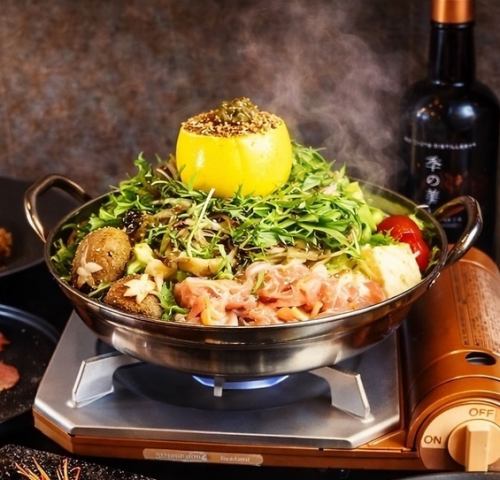 [Winter only] Yorukaze recommended set: small dish + choice of three hotpots + final dish