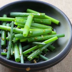 Addictive green onion