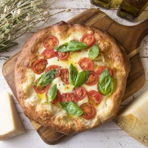 Margherita with fresh tomatoes and basil