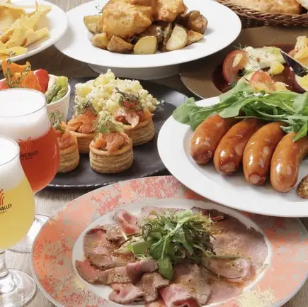 【啤酒館套餐:享受4種精釀啤酒和葡萄酒! 】僅限夏季推出的套餐,可享用兩道主菜!