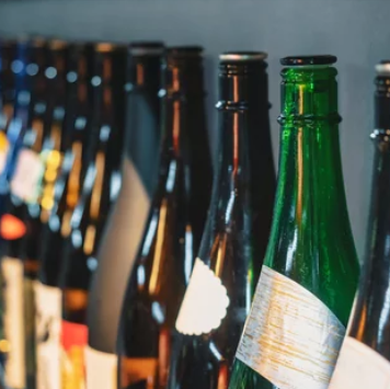 東北の地酒がなんと50種類以上飲める個室居酒屋♪