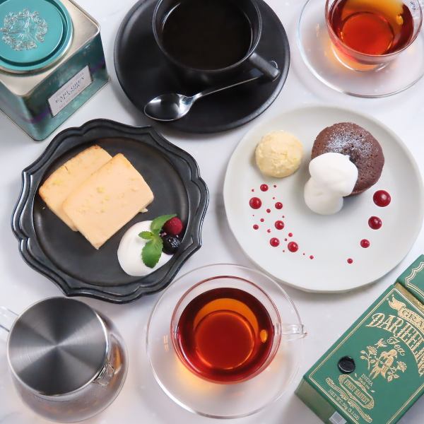 ◇◆専属パティシエによるスイーツを、こだわりのコーヒー・紅茶とともに...◆◇