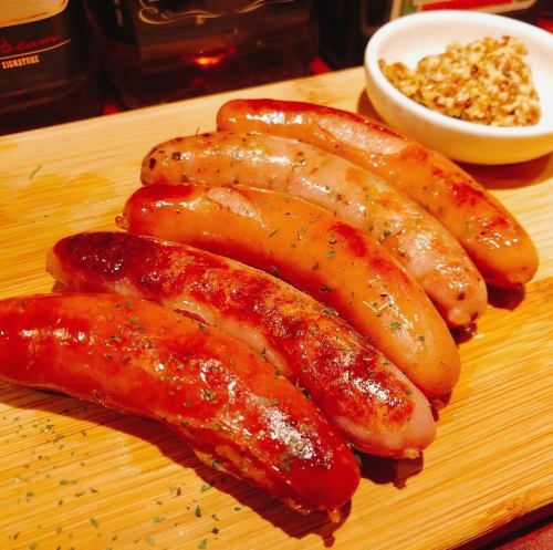 Assortment of 5 kinds of sausage